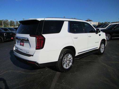 2021 GMC Yukon SLT