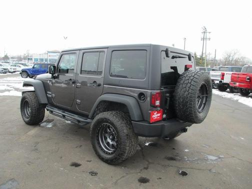 2017 Jeep Wrangler Unlimited Sport