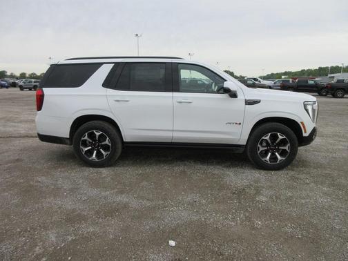 2025 GMC Yukon AT4