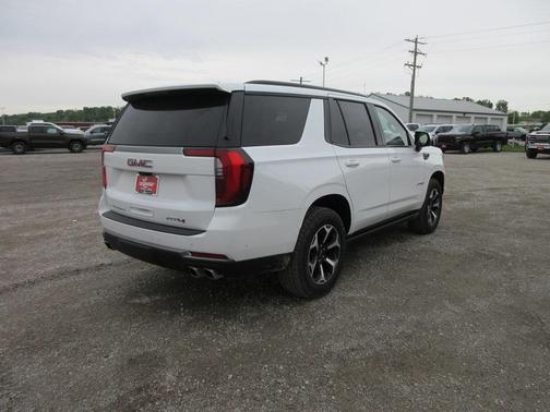 2025 GMC Yukon AT4