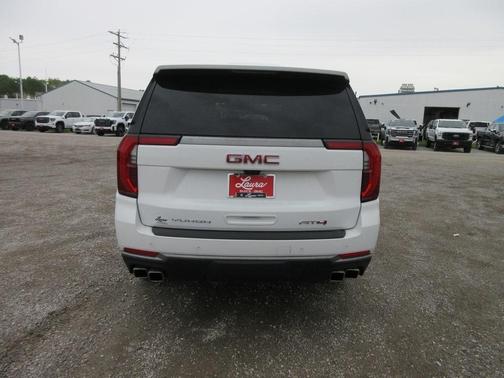 2025 GMC Yukon AT4