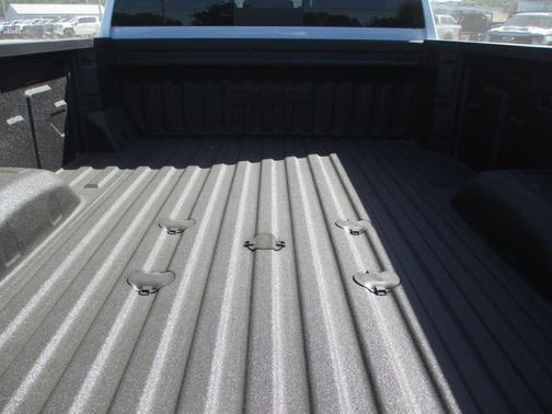 Glacier White 2026 GMC Sierra 3500 Denali Ultimate