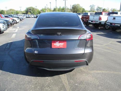 2024 Tesla Model Y Performance