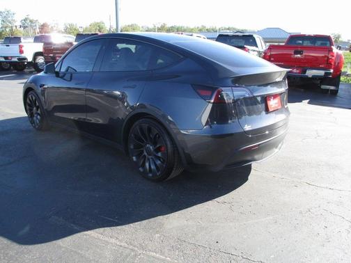 2024 Tesla Model Y Performance