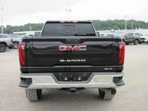 2025 GMC Sierra 3500 SLT
