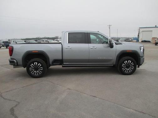 2025 GMC Sierra 3500 Denali Ultimate