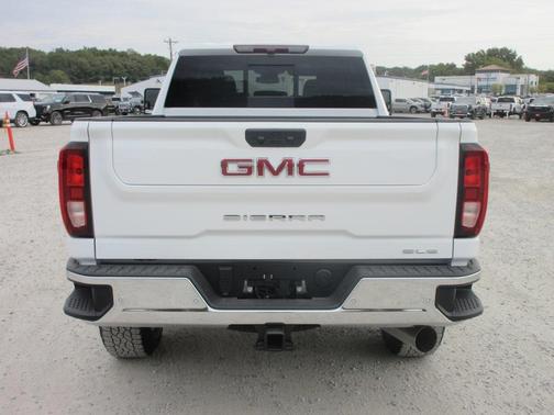 2026 GMC Sierra 2500 SLE