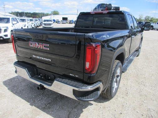 Onyx Black 2026 GMC Sierra 1500 SLT