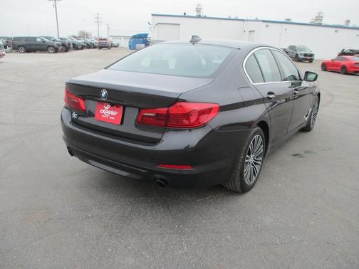 2017 BMW 530 i xDrive
