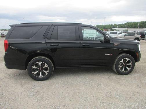 Onyx Black 2026 GMC Yukon AT4 Ultimate