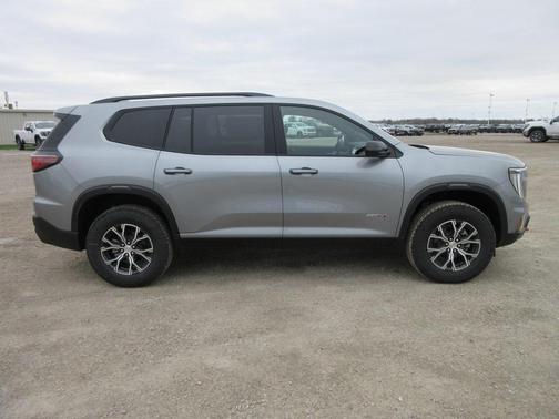 2025 GMC Acadia AT4