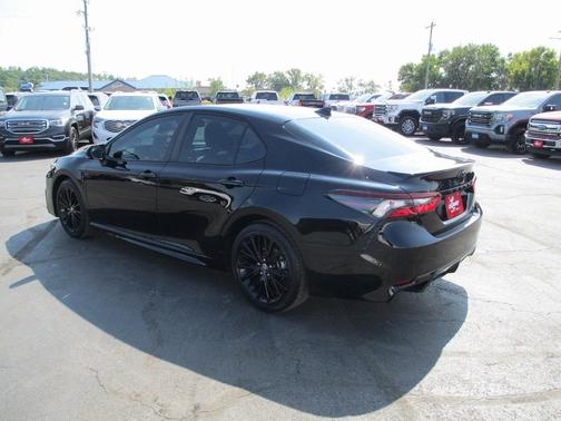 2022 Toyota Camry SE Nightshade