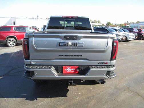 2025 GMC Sierra 2500 AT4