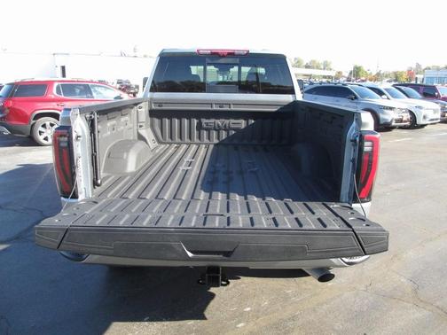 2025 GMC Sierra 2500 AT4