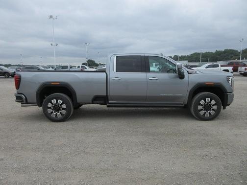 2025 GMC Sierra 3500 Denali