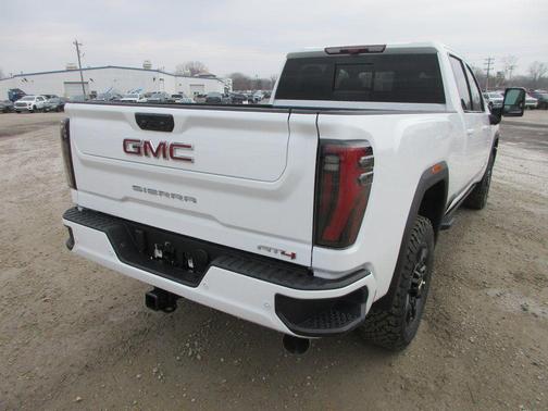 2026 GMC Sierra 2500 AT4