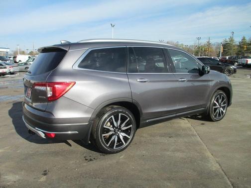 2019 Honda Pilot Touring 7-Passenger
