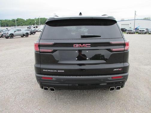 2025 GMC Acadia AT4