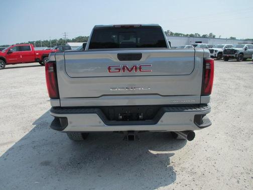 2025 GMC Sierra 3500 Denali