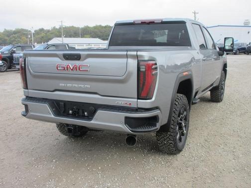 2026 GMC Sierra 2500 AT4