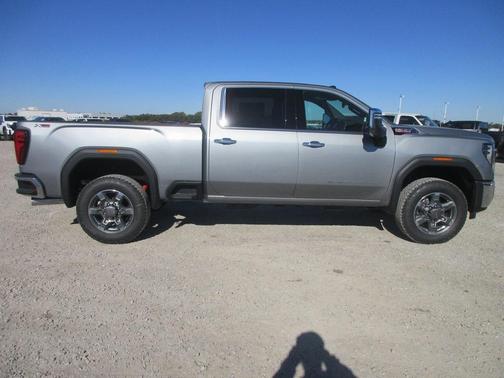 2026 GMC Sierra 2500 SLT