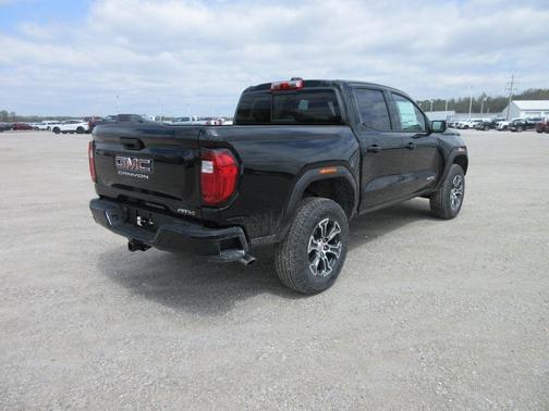 2025 GMC Canyon AT4