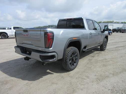 2025 GMC Sierra 2500 AT4