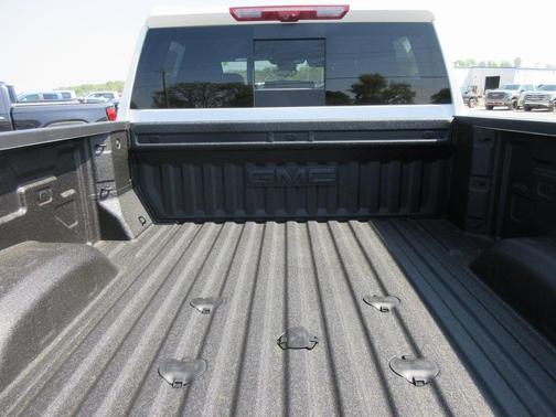 2025 GMC Sierra 2500 AT4