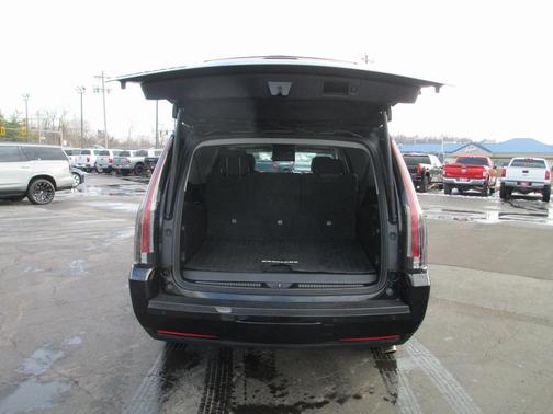 2019 Cadillac Escalade ESV Premium Luxury