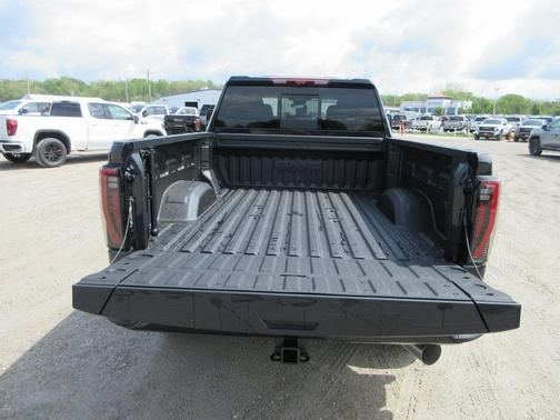 2025 GMC Sierra 2500 AT4