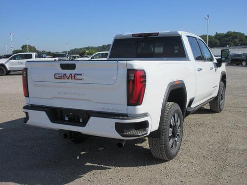 2025 GMC Sierra 2500 Denali