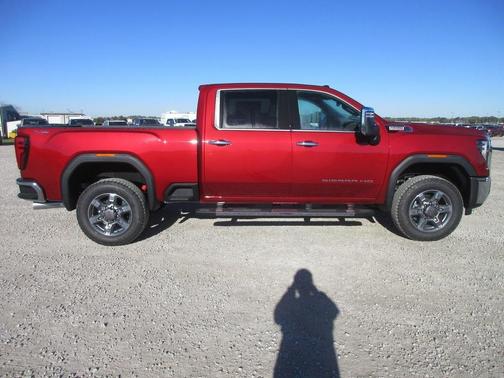 2026 GMC Sierra 2500 SLT