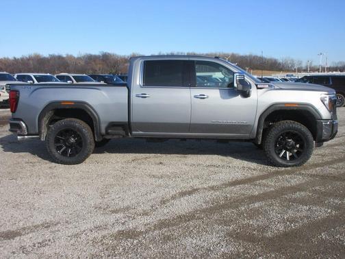 2026 GMC Sierra 2500 SLT