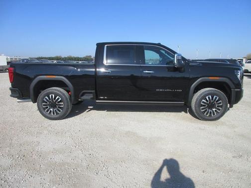 2026 GMC Sierra 2500 Denali Ultimate