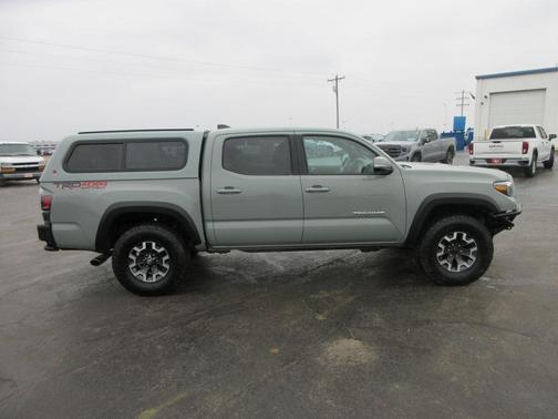 2022 Toyota Tacoma TRD Off Road