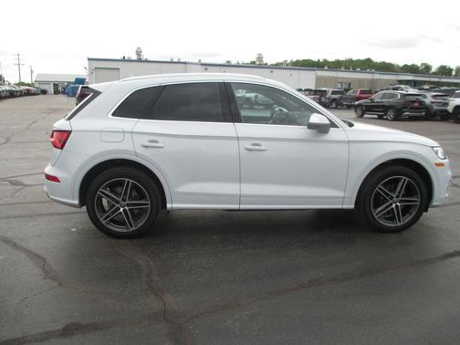 Glacier White Metallic 2020 Audi SQ5 3.0T Premium