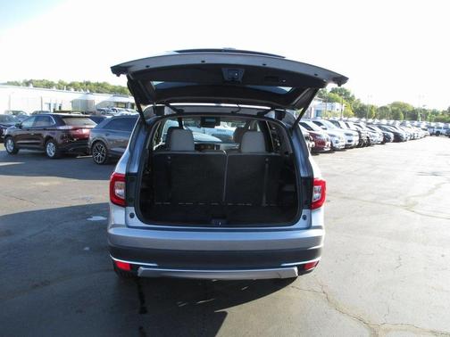 2019 Honda Pilot Touring 8-Passenger