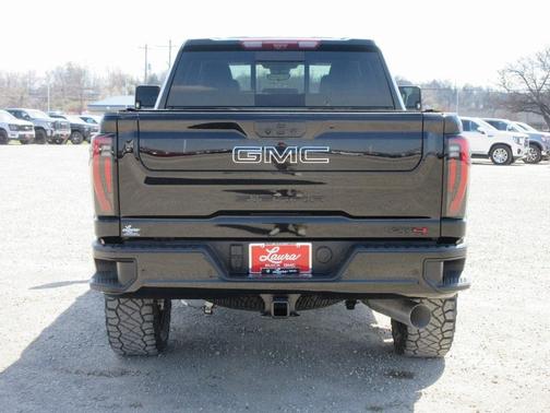 2025 GMC Sierra 2500 AT4