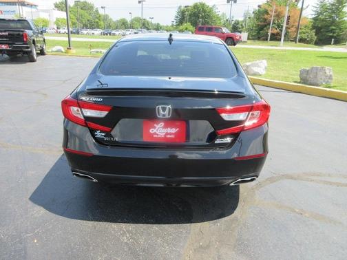 2022 Honda Accord Sport SE