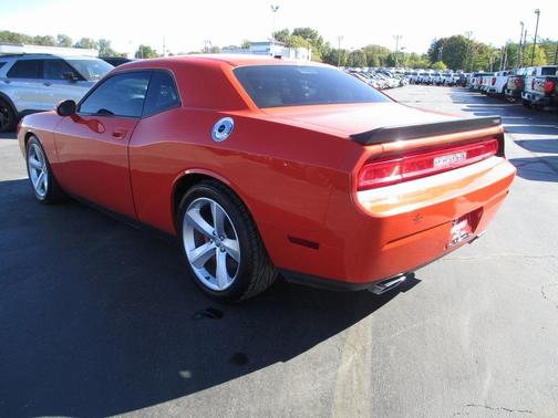 2009 Dodge Challenger SRT8