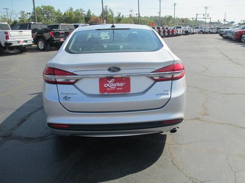 2017 Ford Fusion Hybrid SE