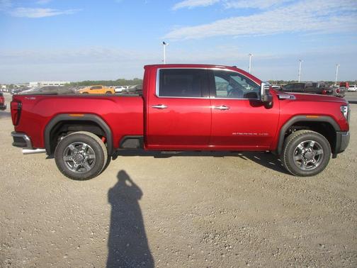 2026 GMC Sierra 2500 SLT