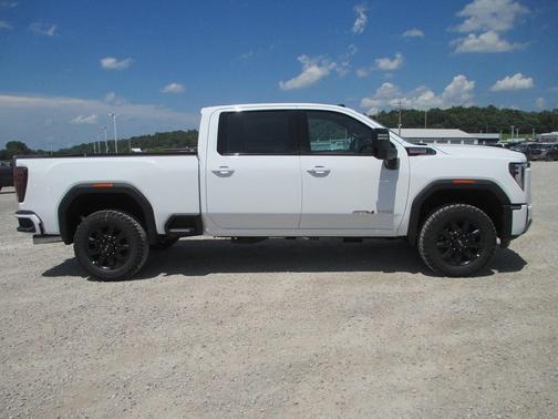 2025 GMC Sierra 3500 AT4