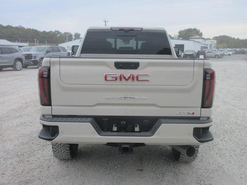 2026 GMC Sierra 3500 AT4
