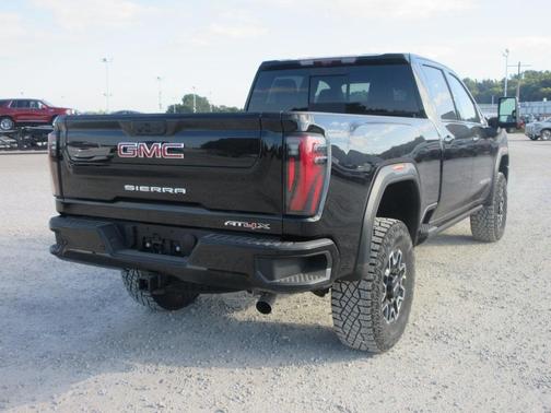 2025 GMC Sierra 2500 AT4X