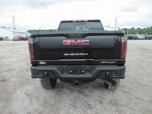 2025 GMC Sierra 2500 AT4X