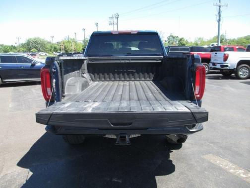 2022 GMC Sierra 2500 AT4