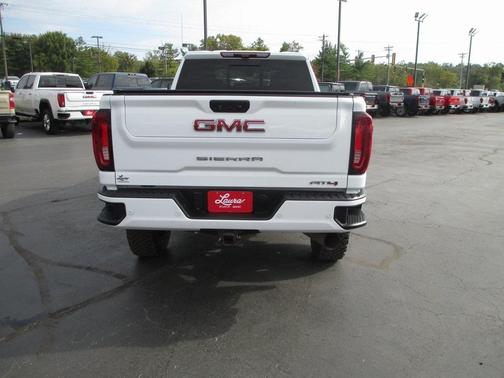 2023 GMC Sierra 2500 AT4