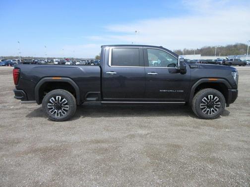 2025 GMC Sierra 2500 Denali Ultimate