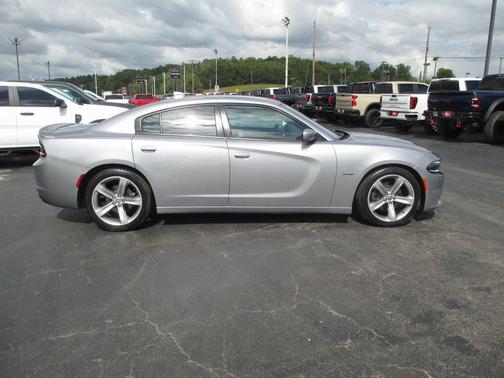 2016 Dodge Charger R/T